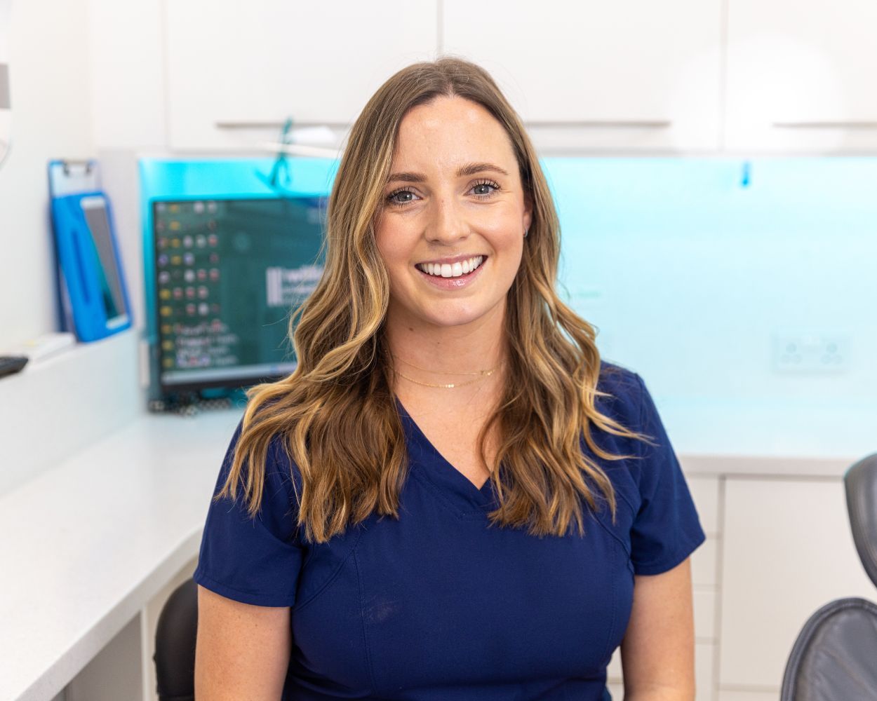 Dr Victoria Lawrence